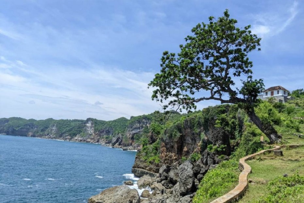 Pantai Kesirat