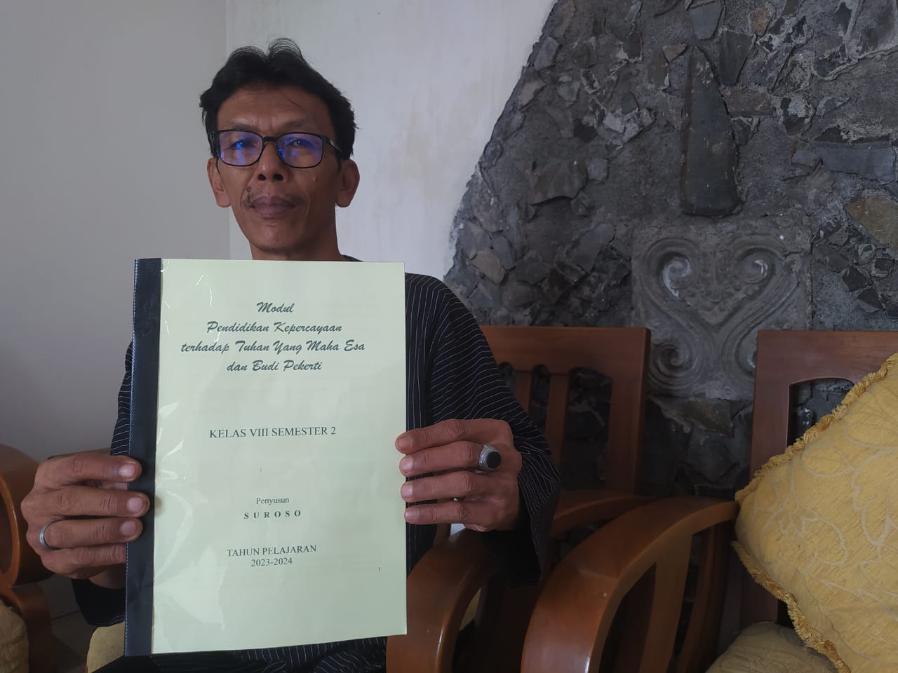 Penyuluh penghayat, Suroso.